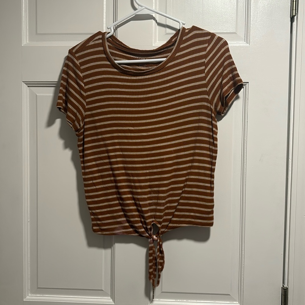 Striped American Eagle, small T-shirt with a tie
